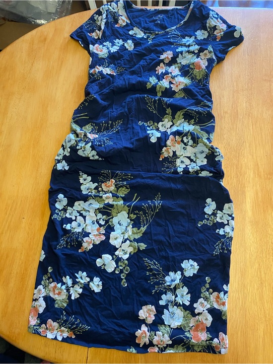 Isabel Maternity by Ingrid & Isabel Dresses & Skirts - Isabel Maternity by Ingrid & Isabel Navy Floral Scoop-Neck Maternity Midi Dress